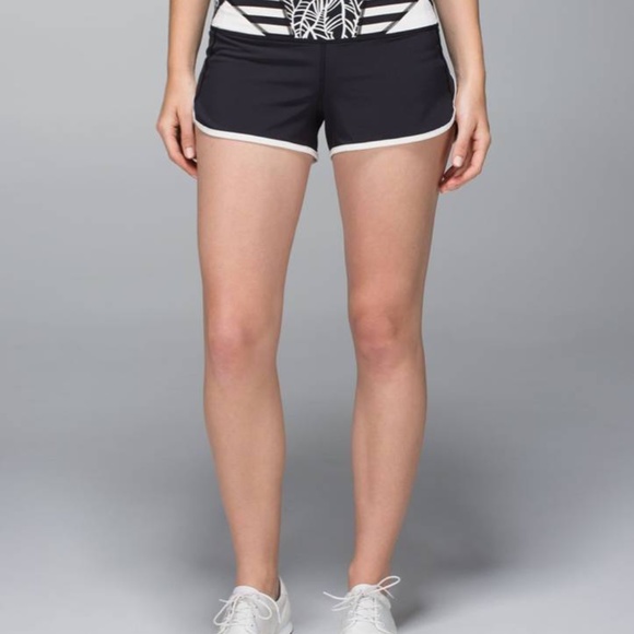 Lululemon Speed Short size 2 - Picture 2 of 10